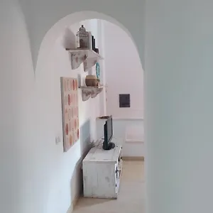 Shared Apartmentl Moana Affittacamere